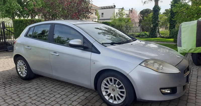 Fiat Bravo cena 13500 przebieg: 229000, rok produkcji 2009 z Warszawa małe 46